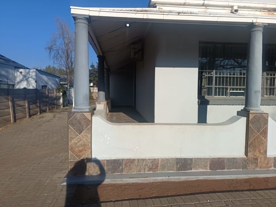 3 Bedroom Property for Sale in Beaconsfield Northern Cape